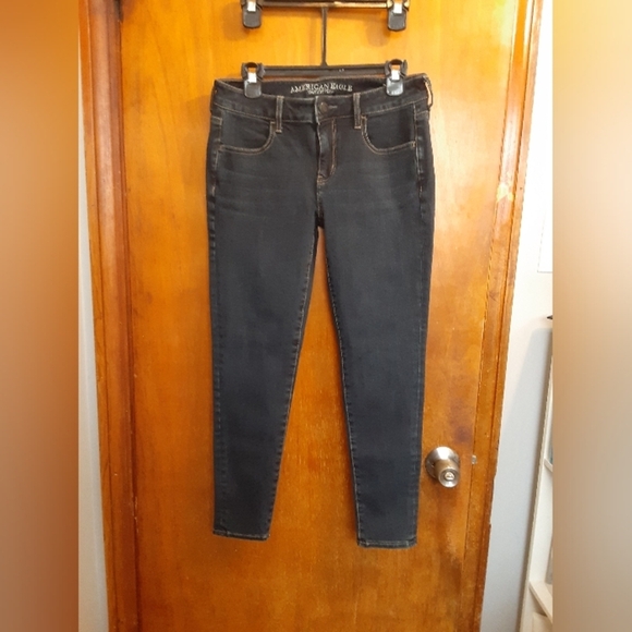 American Eagle Outfitters Denim - American Eagle Outfitters Women's Blue Dark Wash Denim Jeggings Size 8 Short